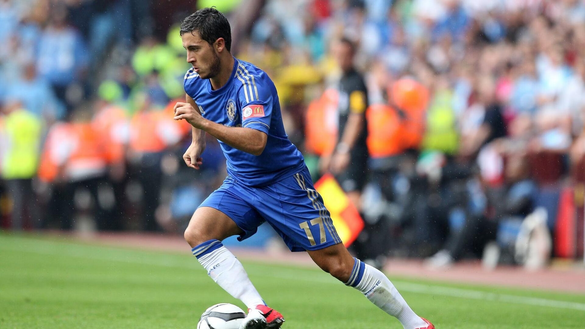 九游下载安装-倒三角中场提升出球选择广度，倒三角传球算不算越位